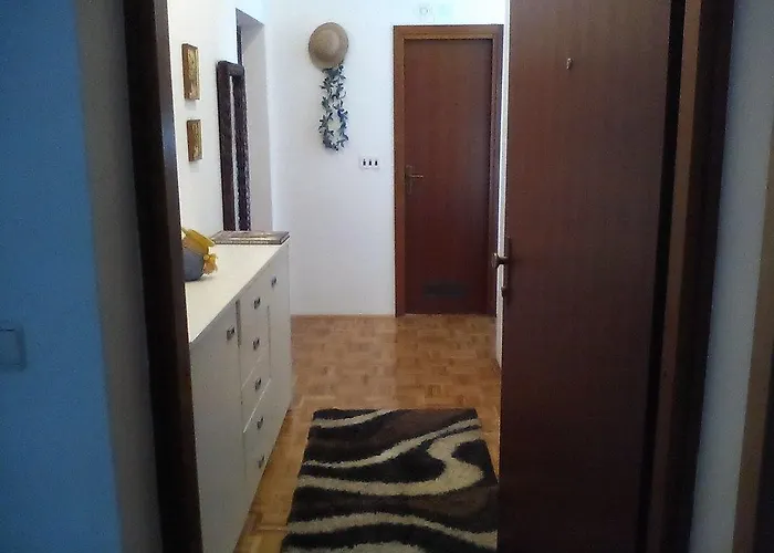 Hana * Crikvenica