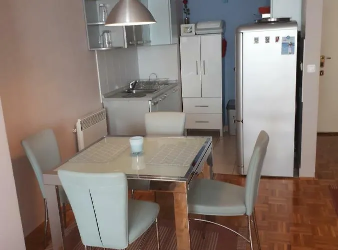 Hana Apartman Crikvenica